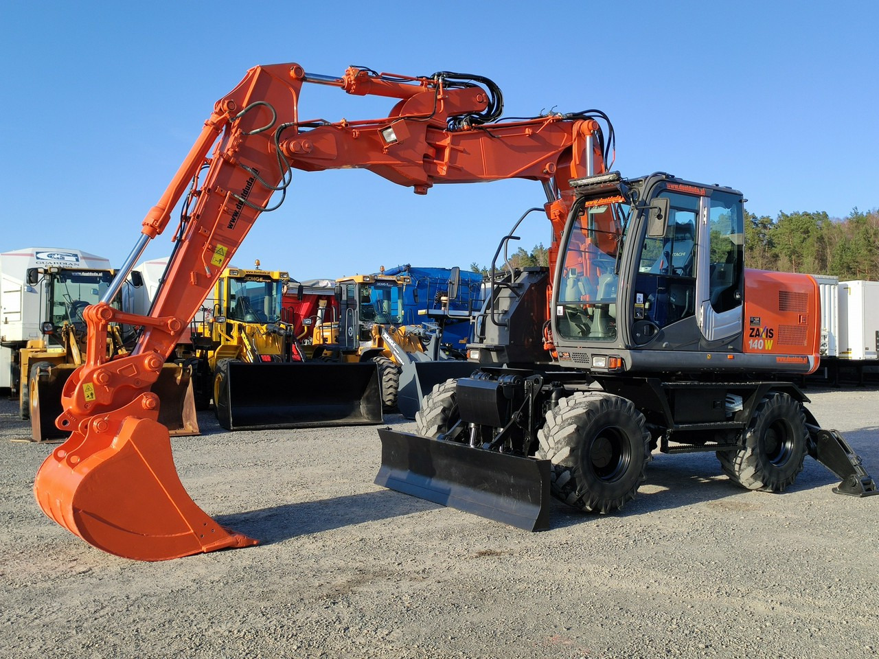Hitachi ZX140 Koparka Kołowa - Excavator pe roţi: Foto 1 Hitachi ZX140 Koparka Kołowa - Excavator pe roţi: Foto 1