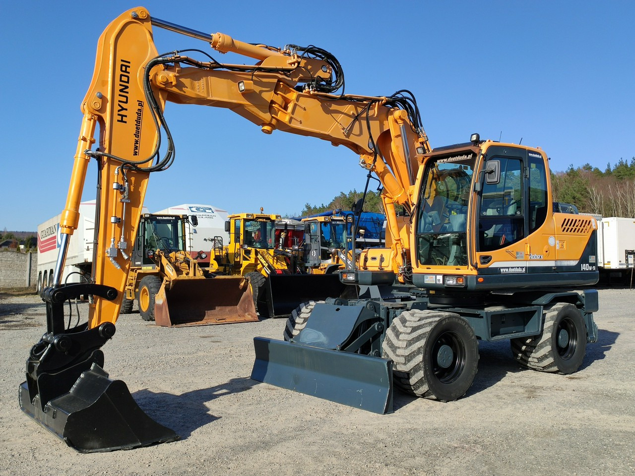 Hyundai 140W-9 Łyżka Skarpowa+Szybko Złącze !!! STAN Bardzo Dobry !!! - Excavator pe roţi: Foto 1 Hyundai 140W-9 Łyżka Skarpowa+Szybko Złącze !!! STAN Bardzo Dobry !!! - Excavator pe roţi: Foto 1