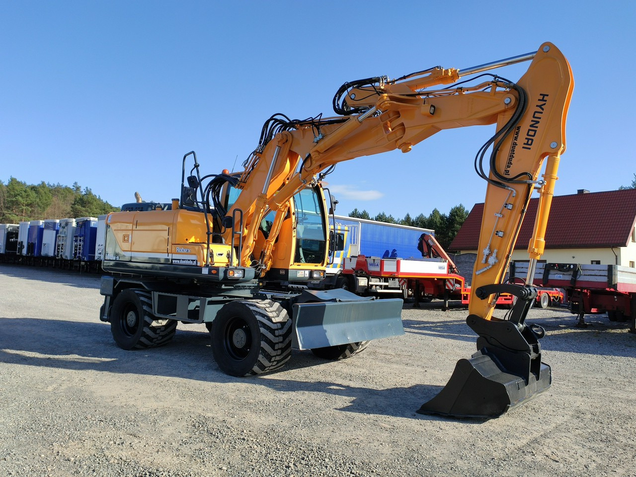 Hyundai 140W-9 Łyżka Skarpowa+Szybko Złącze !!! STAN Bardzo Dobry !!! - Excavator pe roţi: Foto 2 Hyundai 140W-9 Łyżka Skarpowa+Szybko Złącze !!! STAN Bardzo Dobry !!! - Excavator pe roţi: Foto 2