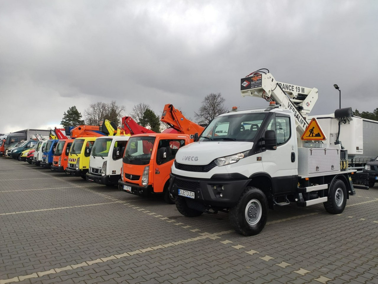 Iveco Daily 55S17W 4x4 Zwyżka 19m Versalift Lat 55 TB Time France - Camion cu nacela: Foto 2 Iveco Daily 55S17W 4x4 Zwyżka 19m Versalift Lat 55 TB Time France - Camion cu nacela: Foto 2
