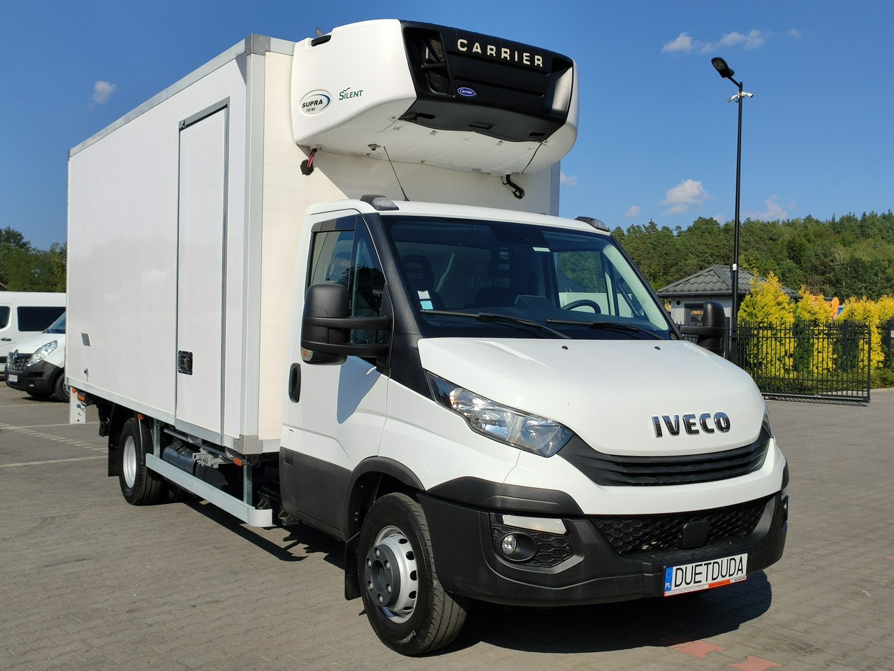 Iveco Daily 72C18 Mroźnia Ściana Grodziowa Podwójny Parownik - Autoutilitară frigorifica: Foto 5 Iveco Daily 72C18 Mroźnia Ściana Grodziowa Podwójny Parownik - Autoutilitară frigorifica: Foto 5