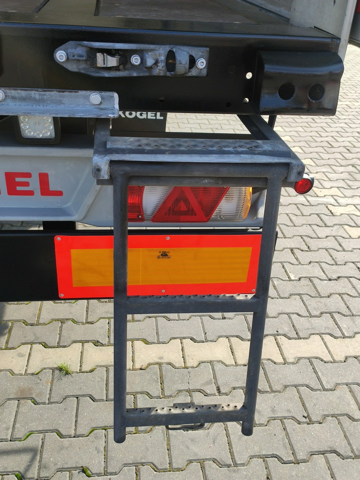 Semiremorcă prelată Kogel Coil mulda 3 Osie SAF Dach i Boki Zsuwane: Foto 29 Semiremorcă prelată Kogel Coil mulda 3 Osie SAF Dach i Boki Zsuwane: Foto 29