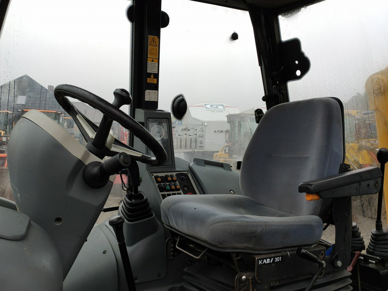 Buldoexcavator Komatsu WB 93S-5E0 Bez Luzów Zadbana Sprawna Super Stan !!!: Foto 8 Buldoexcavator Komatsu WB 93S-5E0 Bez Luzów Zadbana Sprawna Super Stan !!!: Foto 8