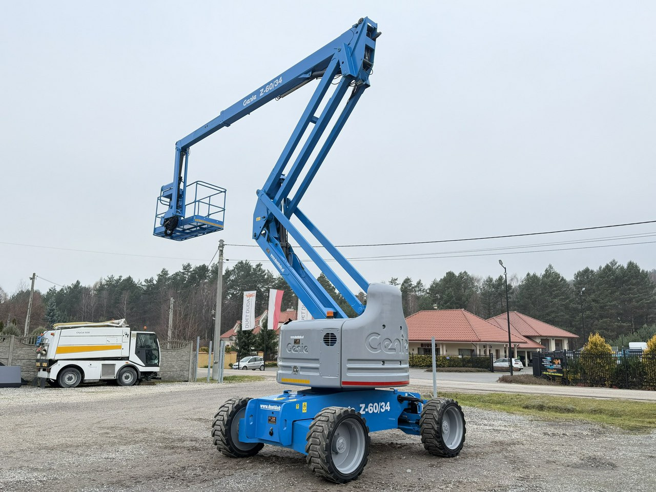 Manitou 200 ATJ Genie Z60/34 PODNOŚNIK PRZEGUBOWY TELEKOPOWY JGL 4x4 4WD - Nacela articulata: Foto 2 Manitou 200 ATJ Genie Z60/34 PODNOŚNIK PRZEGUBOWY TELEKOPOWY JGL 4x4 4WD - Nacela articulata: Foto 2