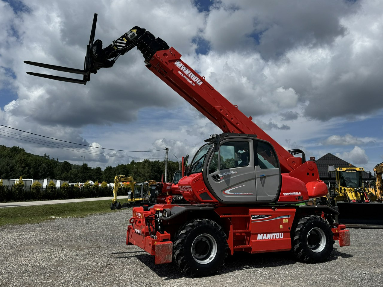 Manitou MRT 2150 + ROTO Ładowarka Teleskopowa Obrotowa 2550 - Stivuitor telescopic: Foto 2 Manitou MRT 2150 + ROTO Ładowarka Teleskopowa Obrotowa 2550 - Stivuitor telescopic: Foto 2