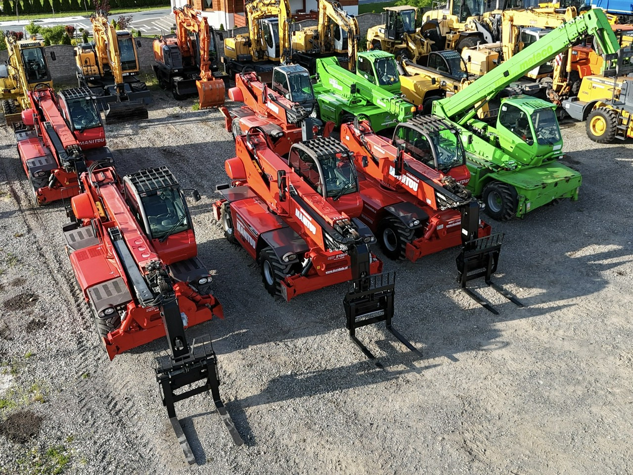 Manitou MRT 2150 ROTO Ładowarka Teleskopowa Obrotowa 2550 - Stivuitor telescopic: Foto 4 Manitou MRT 2150 ROTO Ładowarka Teleskopowa Obrotowa 2550 - Stivuitor telescopic: Foto 4