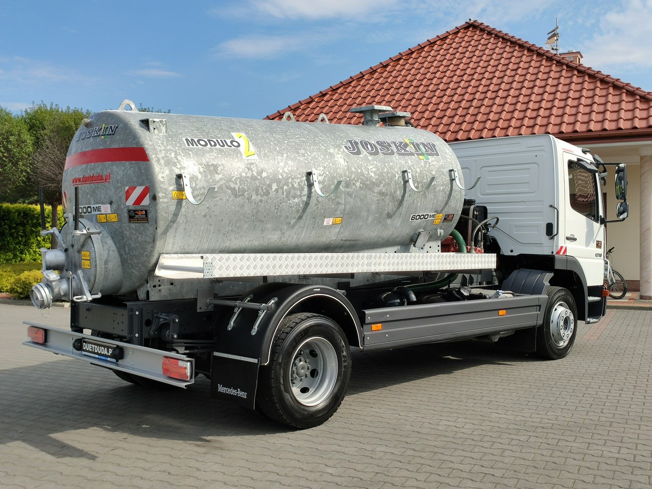 Mercedes Atego 1218 Asenizacyjny Szambiarka Beczka Szambowóz Poj.6m 2019r - Maşină pentru vidanjări: Foto 3 Mercedes Atego 1218 Asenizacyjny Szambiarka Beczka Szambowóz Poj.6m 2019r - Maşină pentru vidanjări: Foto 3