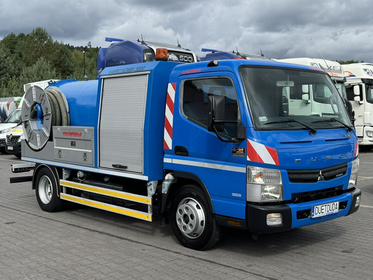 Mitsubishi Canter 7C18 3.0/150 KM Asenizcyjny - Maşină pentru vidanjări: Foto 1 Mitsubishi Canter 7C18 3.0/150 KM Asenizcyjny - Maşină pentru vidanjări: Foto 1