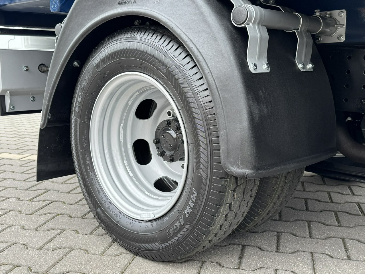 Autogunoiere Mitsubishi Canter: Foto 21