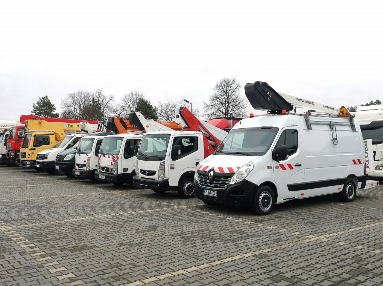 Renault Master - Camion cu nacela: Foto 1 Renault Master - Camion cu nacela: Foto 1