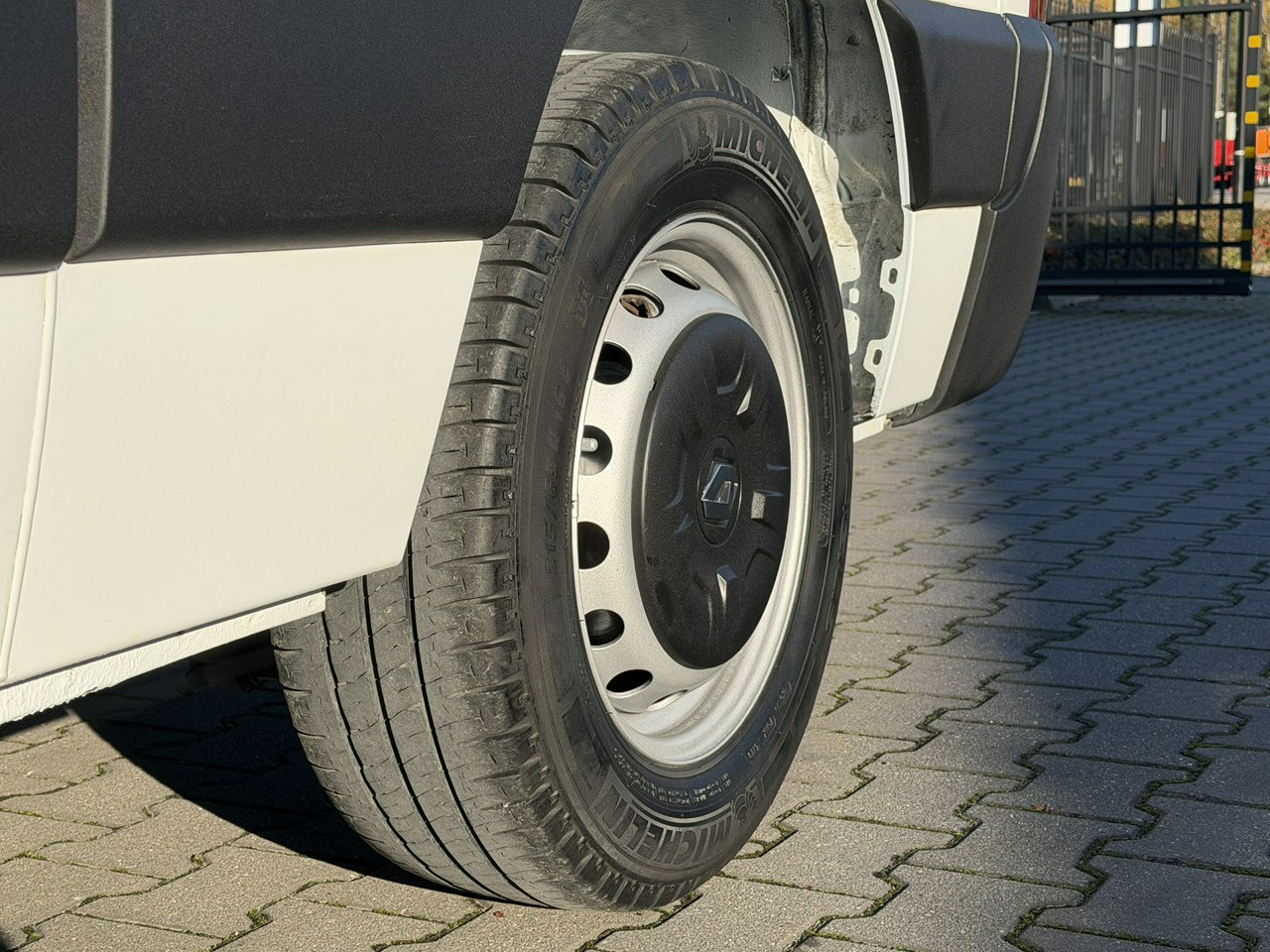 Renault Master - Dubă: Foto 4 Renault Master - Dubă: Foto 4