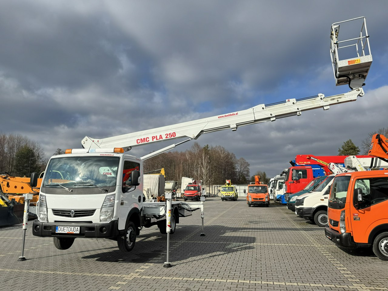 Renault Maxity - Camion cu nacela: Foto 5 Renault Maxity - Camion cu nacela: Foto 5