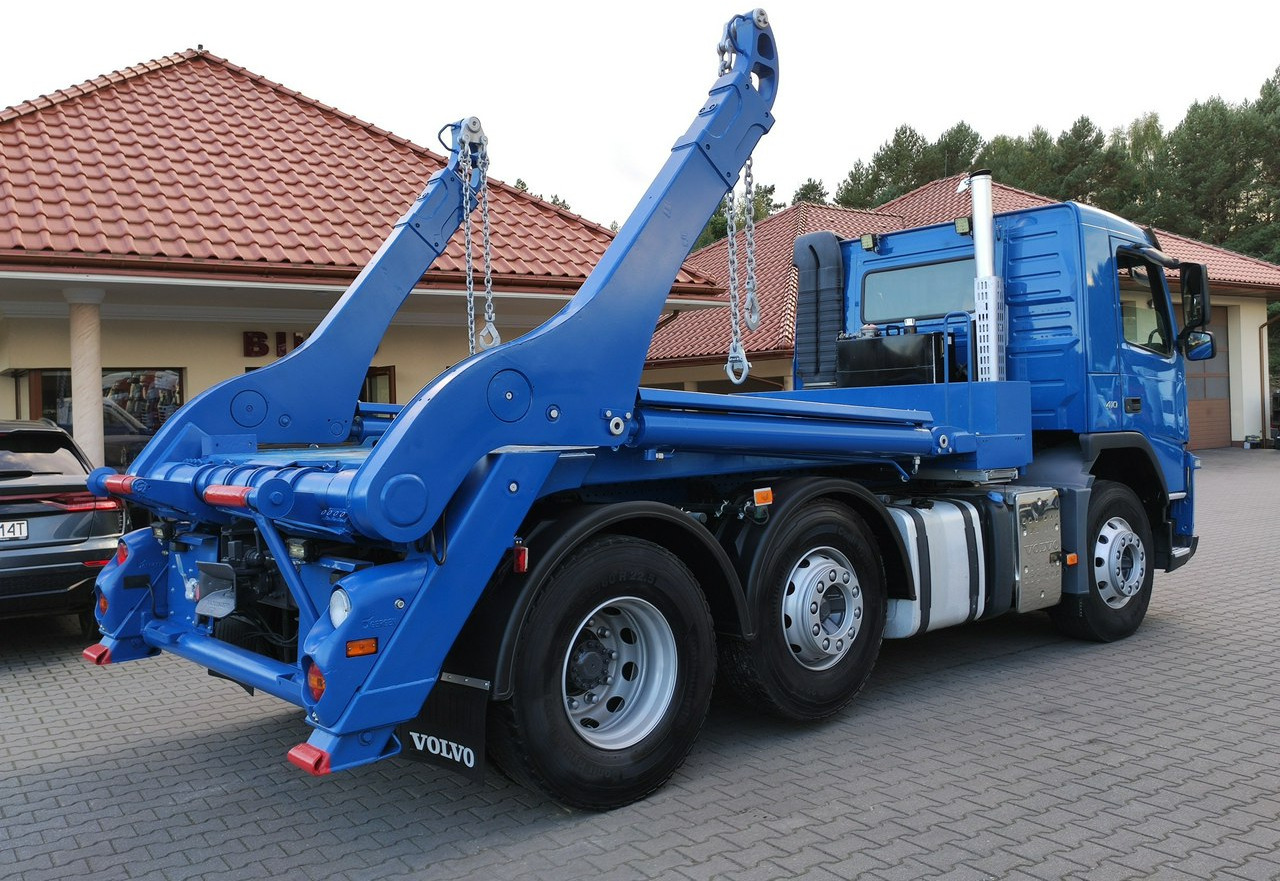 Volvo FM 410 E5 Bramowiec Hakowiec 6x2 Oś Skrętna / Podnoszona Automat - Camion container de gunoi: Foto 4 Volvo FM 410 E5 Bramowiec Hakowiec 6x2 Oś Skrętna / Podnoszona Automat - Camion container de gunoi: Foto 4