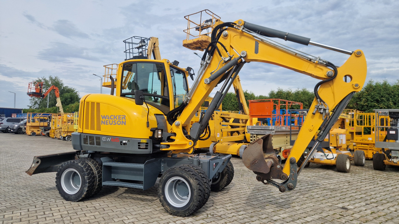 WACKER NEUSON EW65 - Excavator pe roţi: Foto 3 WACKER NEUSON EW65 - Excavator pe roţi: Foto 3