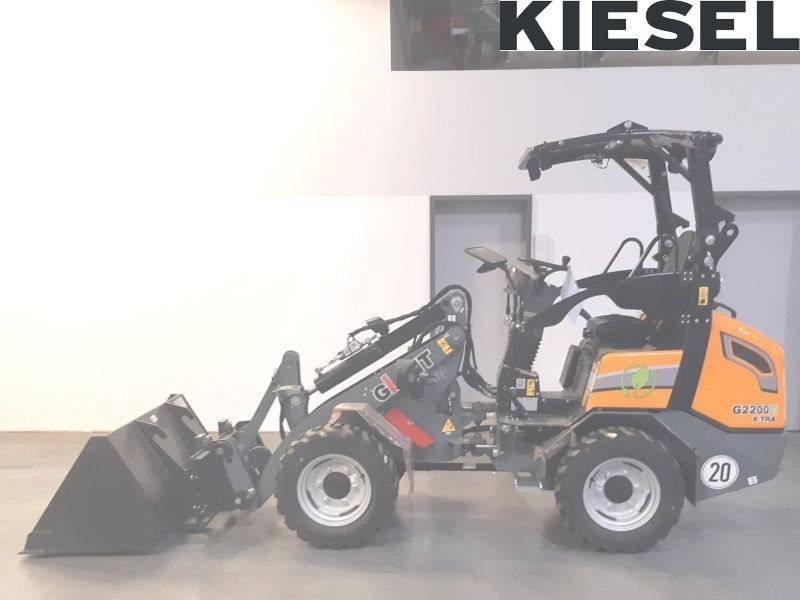 Giant G 2200 E X-Tra Elektro / electric - Mini încărcător: Foto 1 Giant G 2200 E X-Tra Elektro / electric - Mini încărcător: Foto 1