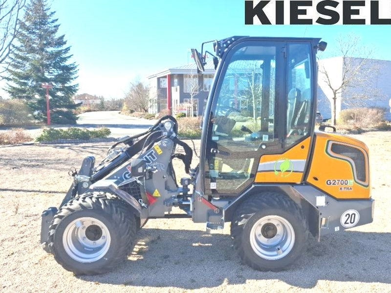 Giant G 2700 E X-Tra Elektro / electric - Mini încărcător: Foto 1 Giant G 2700 E X-Tra Elektro / electric - Mini încărcător: Foto 1