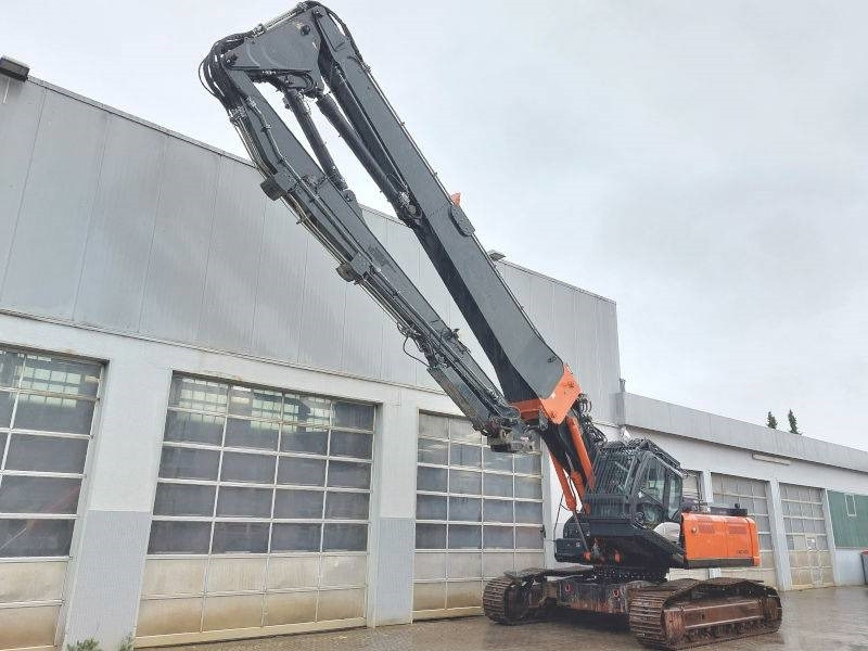 Hitachi KTEG KMC400P-6 - Excavator pentru demolări: Foto 2 Hitachi KTEG KMC400P-6 - Excavator pentru demolări: Foto 2