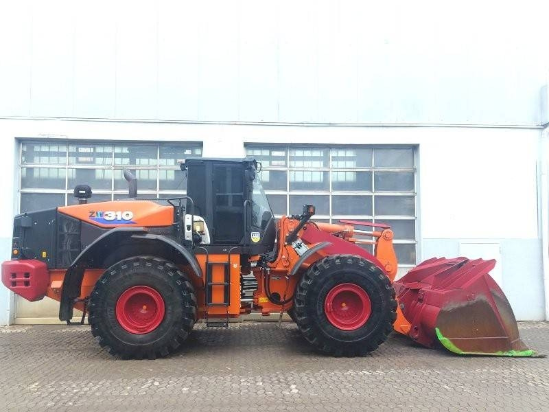 Hitachi ZW 310-6 - Încărcător frontal pe pneuri: Foto 5 Hitachi ZW 310-6 - Încărcător frontal pe pneuri: Foto 5