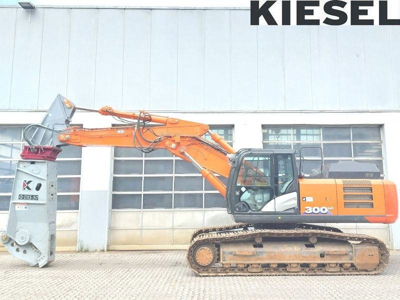 Hitachi ZX 300 LC-6 - Excavator pentru demolări: Foto 1 Hitachi ZX 300 LC-6 - Excavator pentru demolări: Foto 1