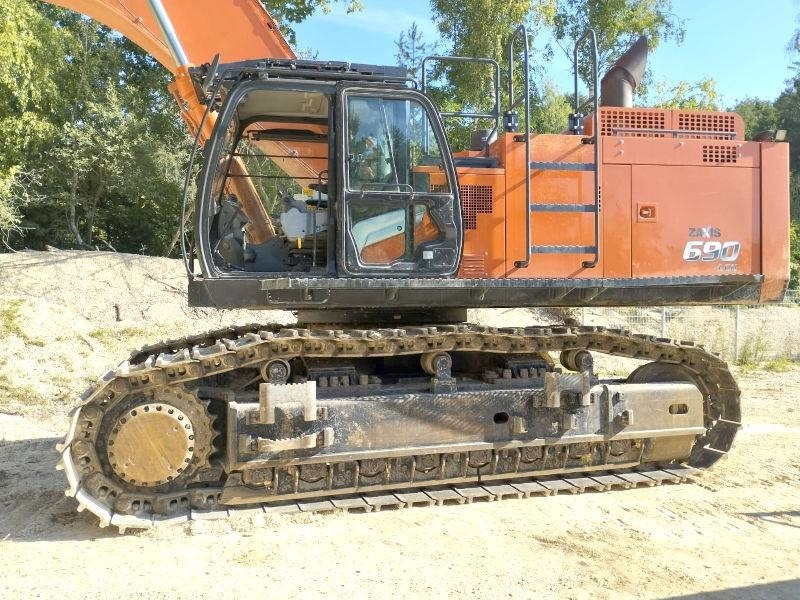 Hitachi ZX 690 LCH-7 - Excavator pe şenile: Foto 2 Hitachi ZX 690 LCH-7 - Excavator pe şenile: Foto 2