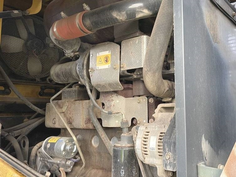 Komatsu WA 200 PT-5 - Încărcător frontal pe pneuri: Foto 5 Komatsu WA 200 PT-5 - Încărcător frontal pe pneuri: Foto 5