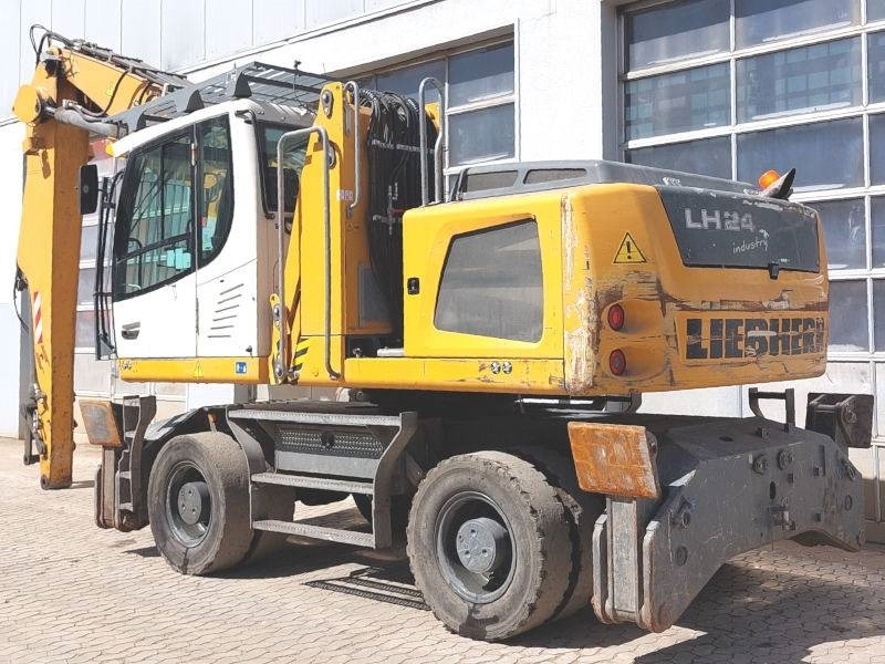 Liebherr LH 24 - Excavator pentru manipulare de materiale: Foto 3 Liebherr LH 24 - Excavator pentru manipulare de materiale: Foto 3