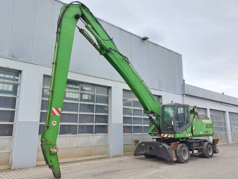 Sennebogen 830 - Excavator pentru manipulare de materiale: Foto 2 Sennebogen 830 - Excavator pentru manipulare de materiale: Foto 2