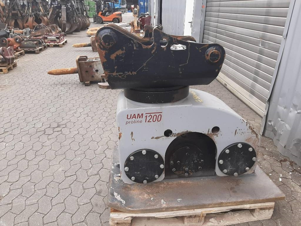 UAM HD1200 - Placă compactoare: Foto 2 UAM HD1200 - Placă compactoare: Foto 2