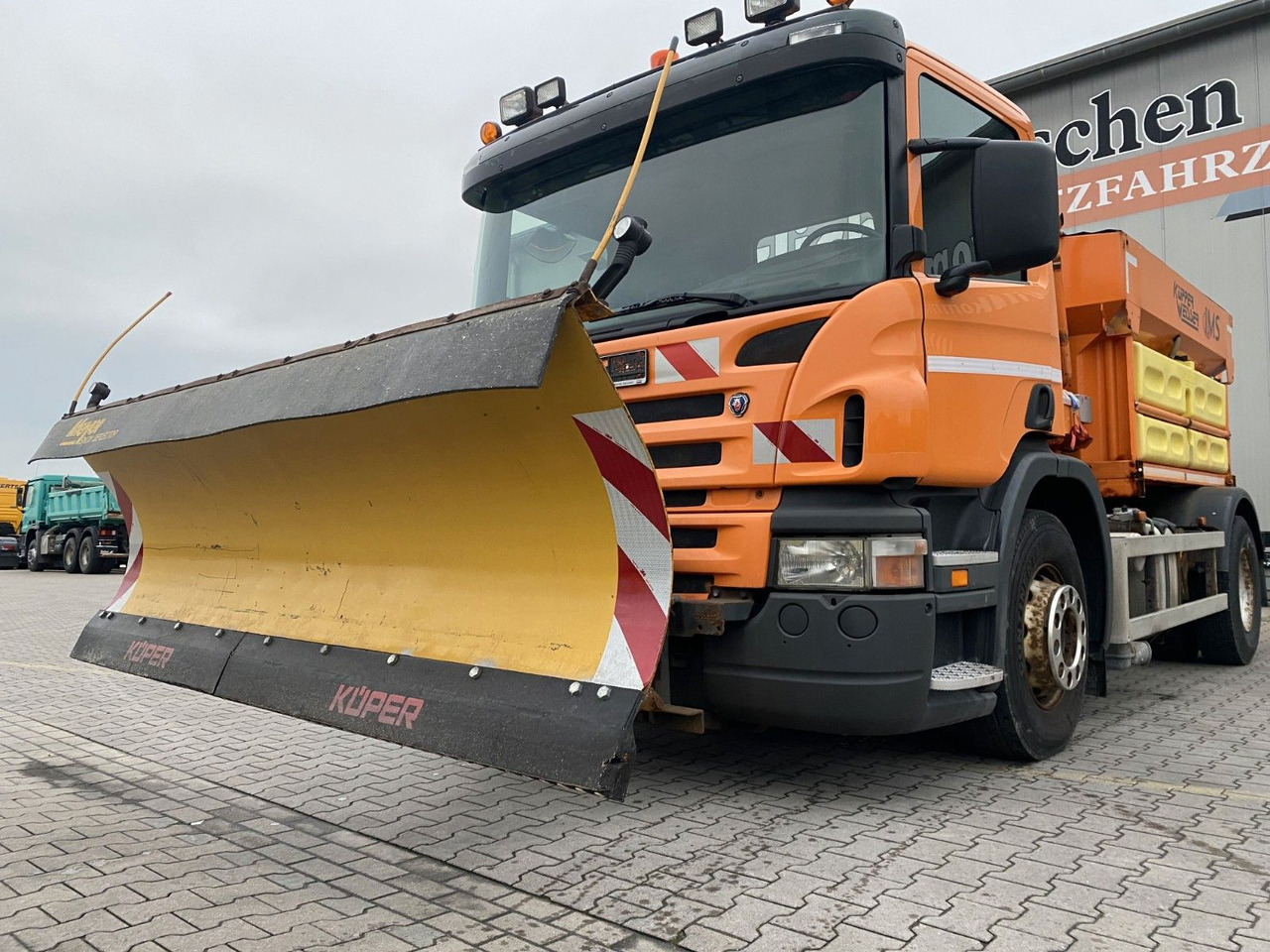 Scania P 230 | Winterdienst*Salzstreuer/Küpper-Weisser - Camion: Foto 2 Scania P 230 | Winterdienst*Salzstreuer/Küpper-Weisser - Camion: Foto 2