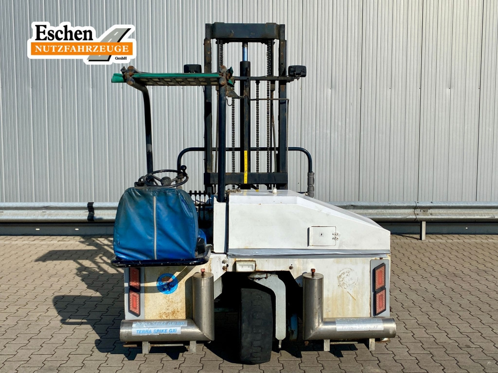 Cangaru ST 4U 53 2035 DR Mitnahmestapler - Stivuitor diesel: Foto 4 Cangaru ST 4U 53 2035 DR Mitnahmestapler - Stivuitor diesel: Foto 4