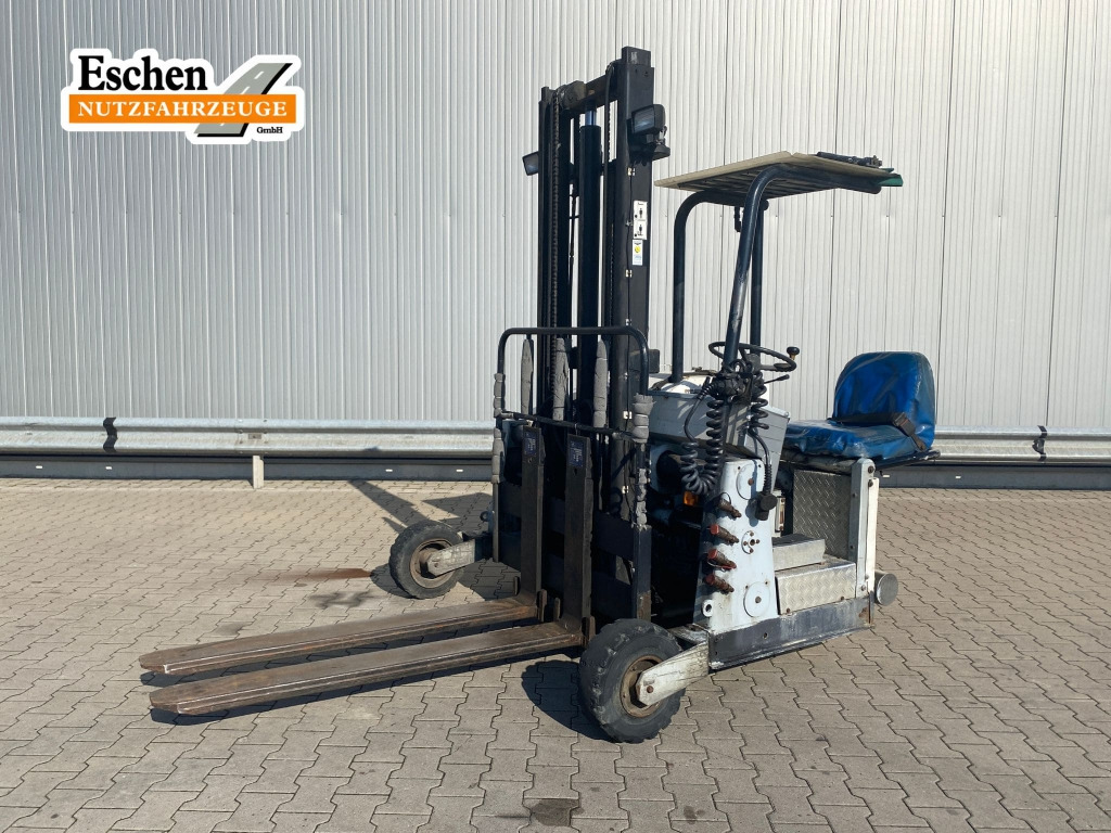 Cangaru ST 4U 53 2035 DR Mitnahmestapler - Stivuitor diesel: Foto 1 Cangaru ST 4U 53 2035 DR Mitnahmestapler - Stivuitor diesel: Foto 1