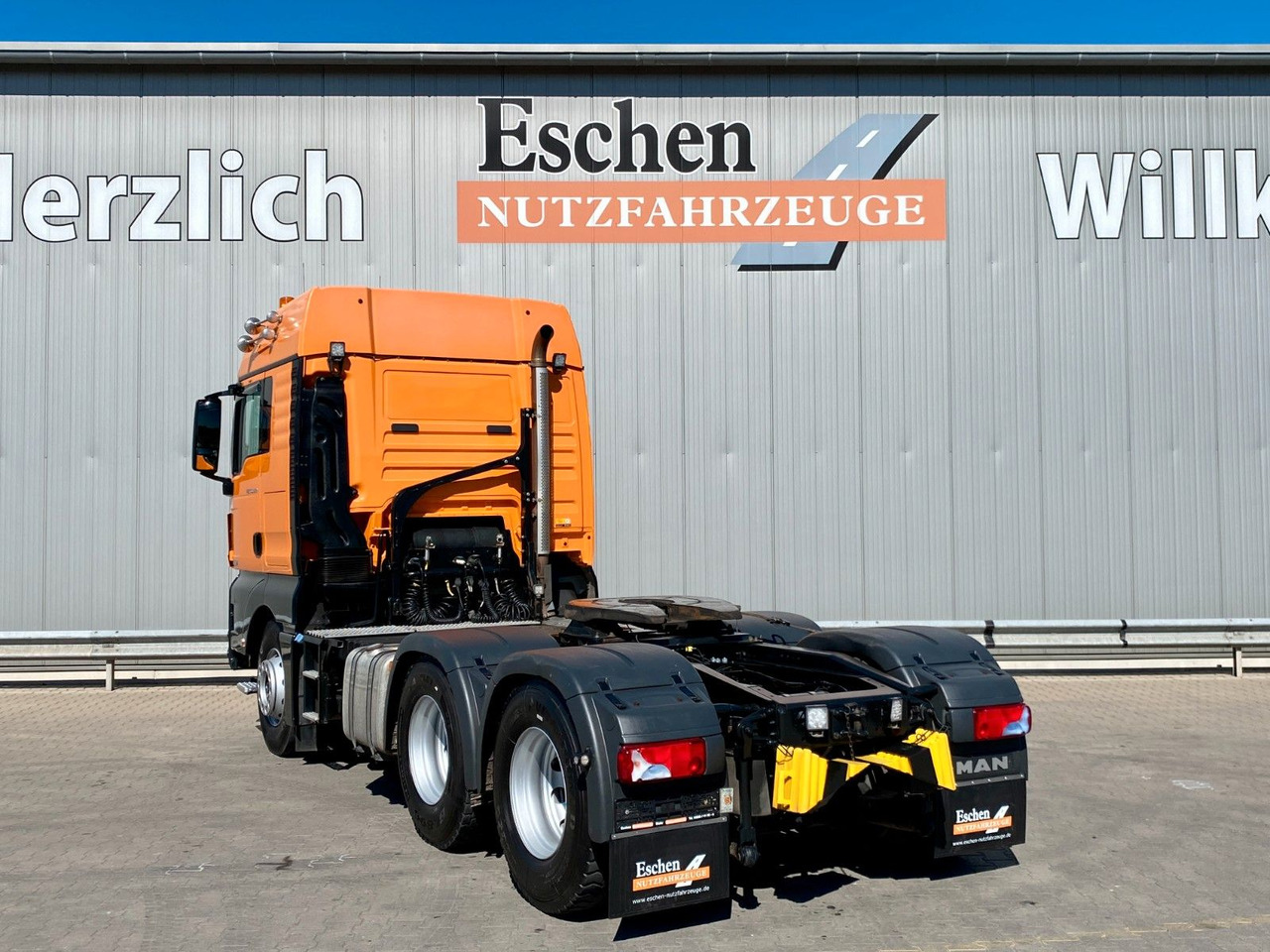 MAN TGX 33.580 6x4 BLS | D38*XLX*Navi*Retarder*ACC - Cap tractor: Foto 3 MAN TGX 33.580 6x4 BLS | D38*XLX*Navi*Retarder*ACC - Cap tractor: Foto 3
