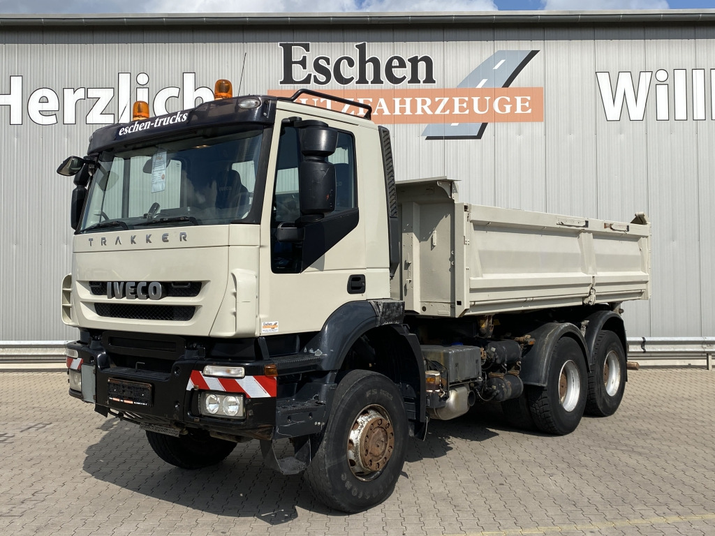 Iveco 410 6x6 - Camion basculantă: Foto 2 Iveco 410 6x6 - Camion basculantă: Foto 2