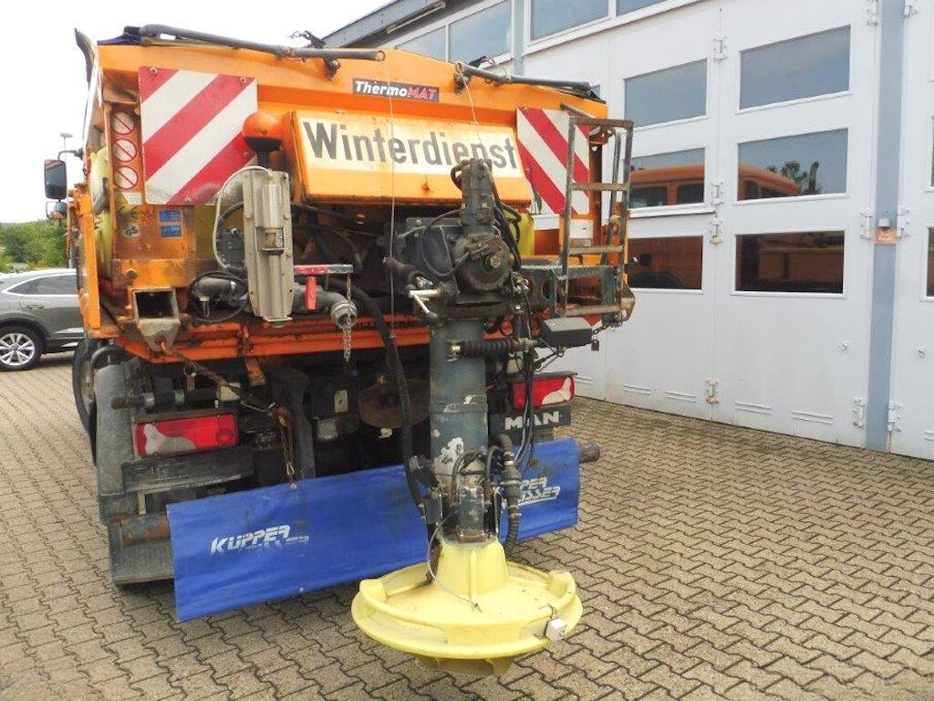 MAN TGM 13.240 4x4 BL - Camion basculantă: Foto 2 MAN TGM 13.240 4x4 BL - Camion basculantă: Foto 2