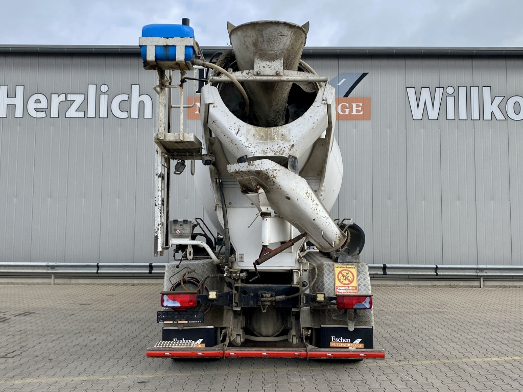 MAN TGS 32.360 8x4 BB / 9 m³ Stetter-Aufbau - Autobetonieră: Foto 4 MAN TGS 32.360 8x4 BB / 9 m³ Stetter-Aufbau - Autobetonieră: Foto 4