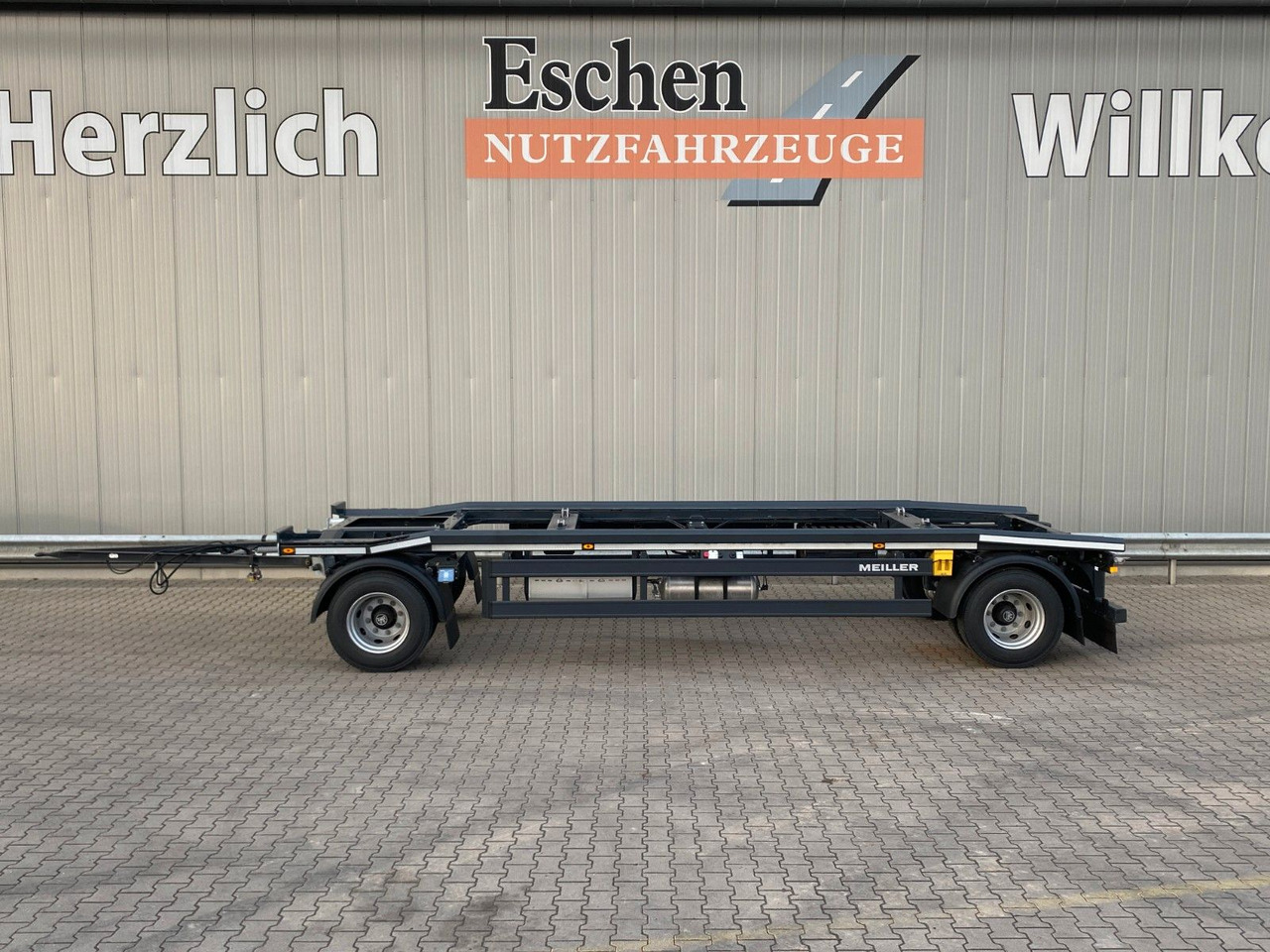 Meiller MG 18 ZO 5,4 NEU*Rückfahrkamera*Werkzeugkasten Meiller MG 18 ZO 5,4 NEU*Werkzeugkasten Abrollcontainer - Remorcă abroll/ Skiploader: Foto 2 Meiller MG 18 ZO 5,4 NEU*Rückfahrkamera*Werkzeugkasten Meiller MG 18 ZO 5,4 NEU*Werkzeugkasten Abrollcontainer - Remorcă abroll/ Skiploader: Foto 2