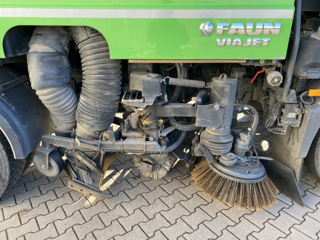 Mercedes-Benz 1323 LKO Atego - Măturătoare stradală: Foto 3 Mercedes-Benz 1323 LKO Atego - Măturătoare stradală: Foto 3