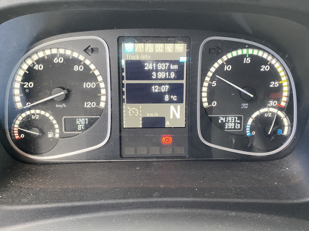 Mercedes-Benz 1523 L Atego / Dhollandia LBW - Camion frigider: Foto 5 Mercedes-Benz 1523 L Atego / Dhollandia LBW - Camion frigider: Foto 5