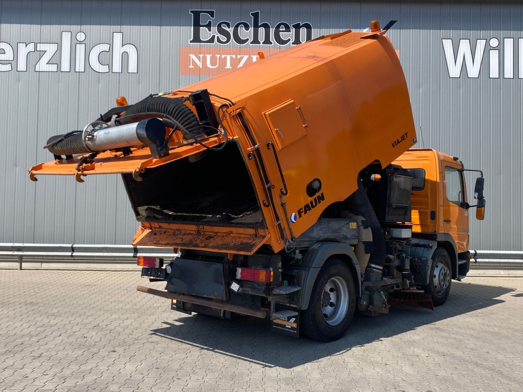 Mercedes-Benz 1523 L - Măturătoare stradală: Foto 5 Mercedes-Benz 1523 L - Măturătoare stradală: Foto 5