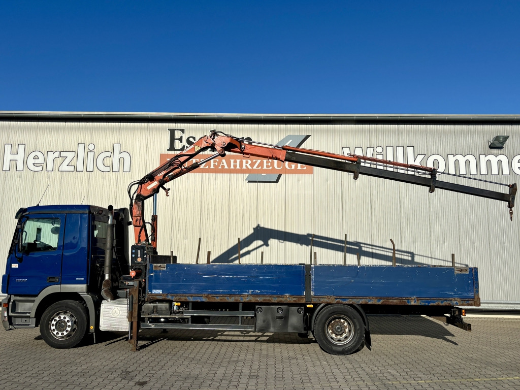 Mercedes-Benz 1832 L / Terex 85.2-A3 Faltkran - Camion platformă, Camion cu macara: Foto 3 Mercedes-Benz 1832 L / Terex 85.2-A3 Faltkran - Camion platformă, Camion cu macara: Foto 3