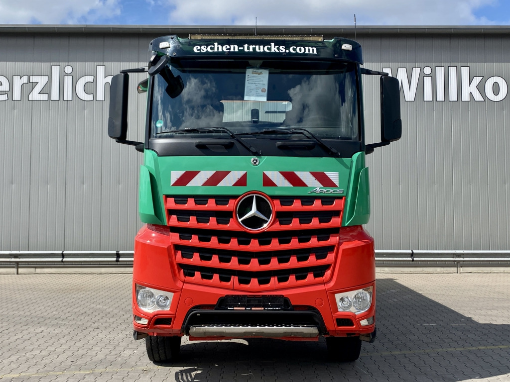 Camion basculantă Mercedes-Benz 2652 K Arocs 6x4: Foto 9 Camion basculantă Mercedes-Benz 2652 K Arocs 6x4: Foto 9