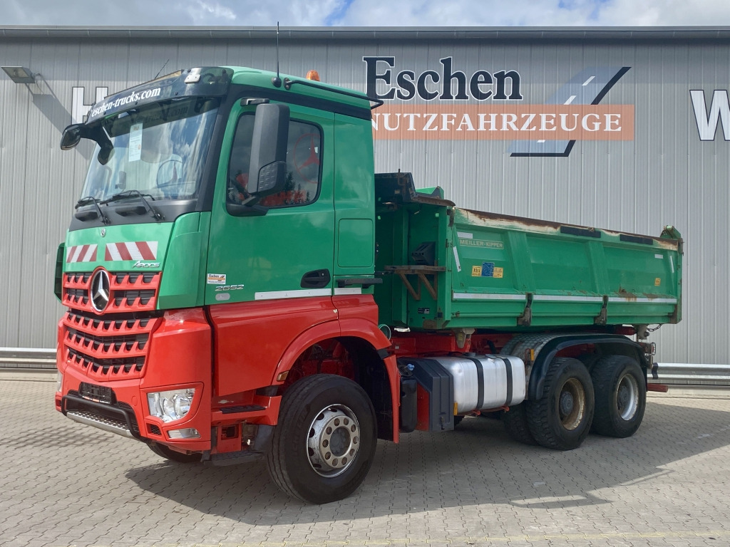 Mercedes-Benz 2652 K Arocs 6x4 - Camion basculantă: Foto 2 Mercedes-Benz 2652 K Arocs 6x4 - Camion basculantă: Foto 2