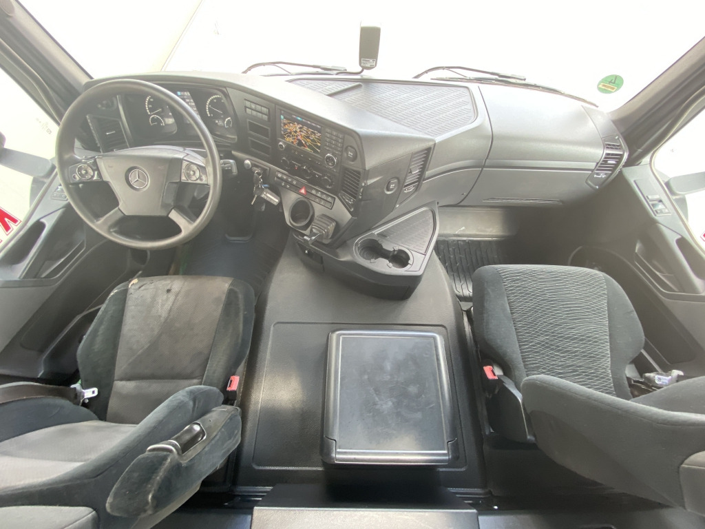 Camion basculantă Mercedes-Benz 2652 K Arocs 6x4: Foto 14 Camion basculantă Mercedes-Benz 2652 K Arocs 6x4: Foto 14