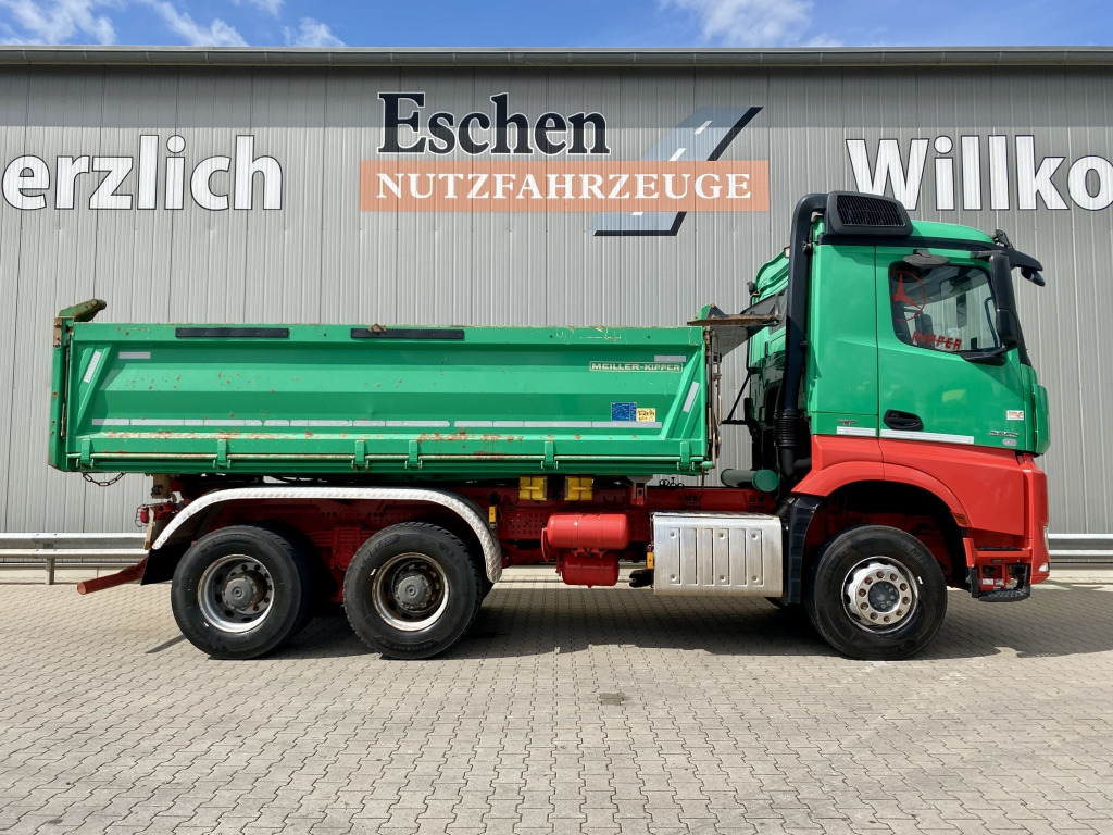 Camion basculantă Mercedes-Benz 2652 K Arocs 6x4: Foto 7 Camion basculantă Mercedes-Benz 2652 K Arocs 6x4: Foto 7