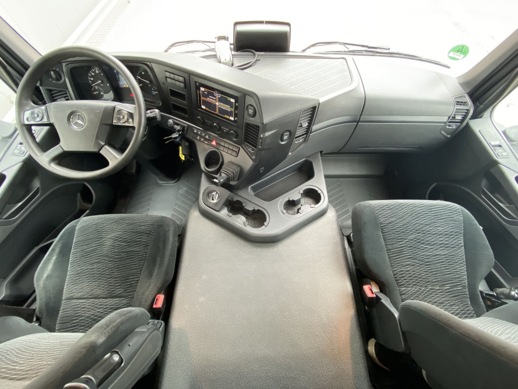 Camion basculantă Mercedes-Benz 3345 6x6 Arocs: Foto 17