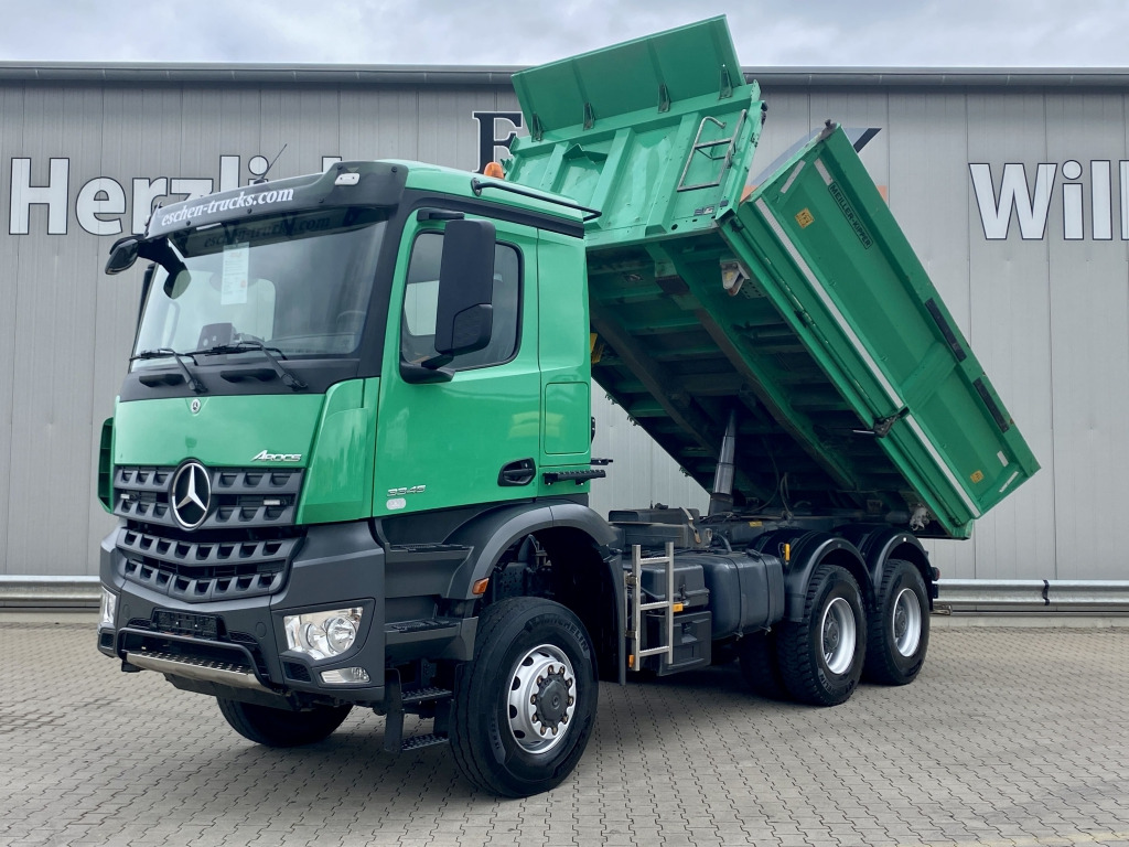 Mercedes-Benz 3345 6x6 Arocs - Camion basculantă: Foto 1 Mercedes-Benz 3345 6x6 Arocs - Camion basculantă: Foto 1