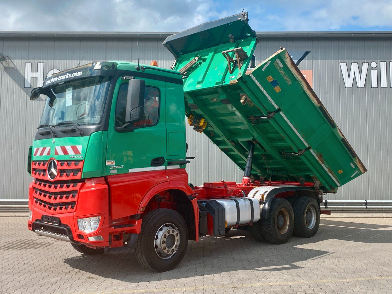 Mercedes-Benz Arocs 2652 6x4B MEILLER Bordmatik*Blatt*Retarder - Camion basculantă: Foto 2 Mercedes-Benz Arocs 2652 6x4B MEILLER Bordmatik*Blatt*Retarder - Camion basculantă: Foto 2