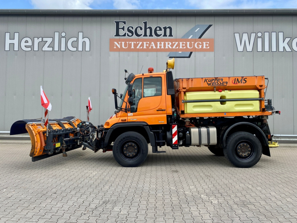 Mercedes-Benz Unimog U 500 4x4 - Utilaj deszăpezire: Foto 2 Mercedes-Benz Unimog U 500 4x4 - Utilaj deszăpezire: Foto 2