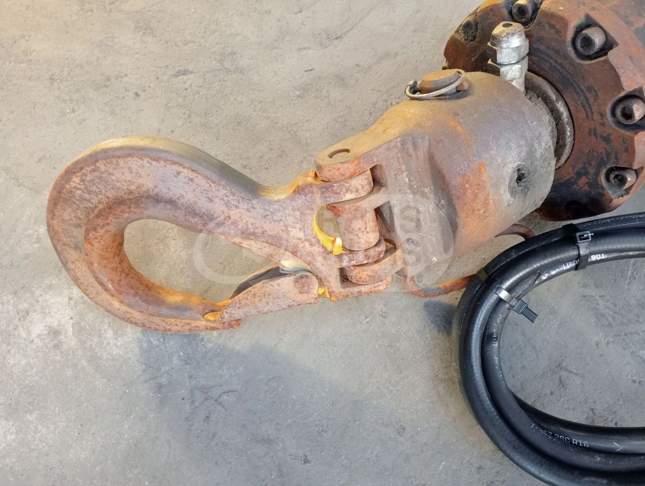 Rotator usado de 10.000 Kg. - Ataşament: Foto 3 Rotator usado de 10.000 Kg. - Ataşament: Foto 3