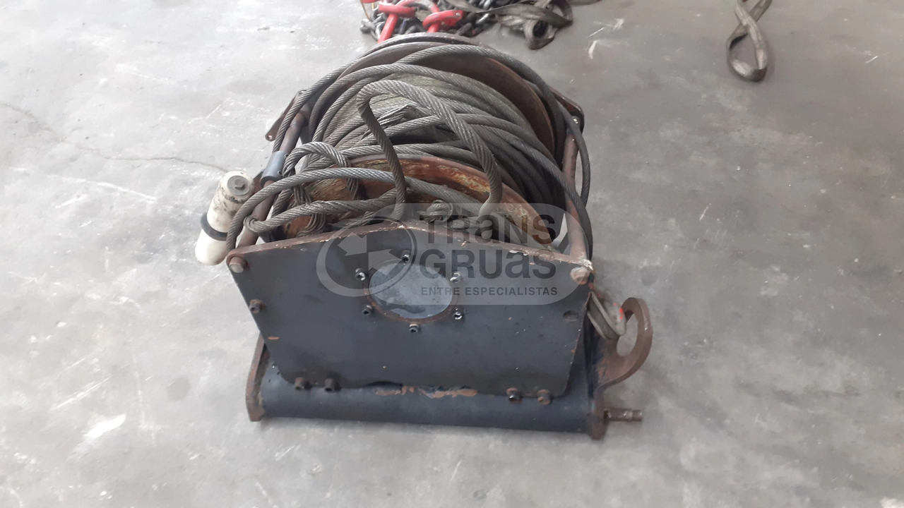 Cabrestante de elevación BREVINI V20 - Troliu: Foto 1 Cabrestante de elevación BREVINI V20 - Troliu: Foto 1